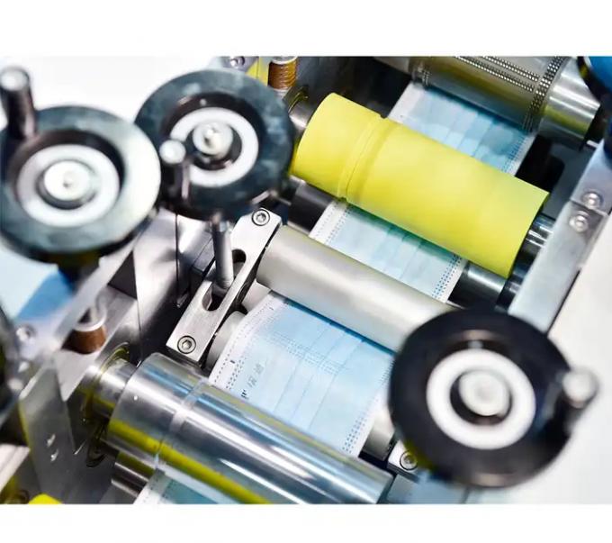 linha de produção da máscara de /photo/o2-machines/editor/Automatic