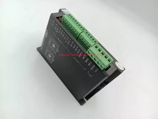 200 W 300 W Freio de redução de engrenagem sem-fim Motor DC sem escova Corrente de carga nominal 7,9 A