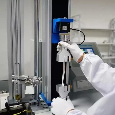 Máquina de teste elástica universal da única coluna, verificador da resistência à tração 220V