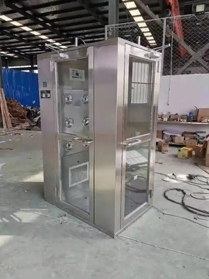 Casa de banho com chuveiro inteligente do ar da monitoração do estado do equipamento com sistema da voz