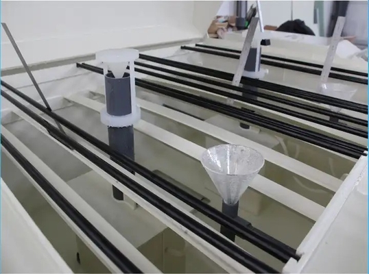 Os materiais do metal salgam a câmara de pulverizador usada para o teste de corrosão