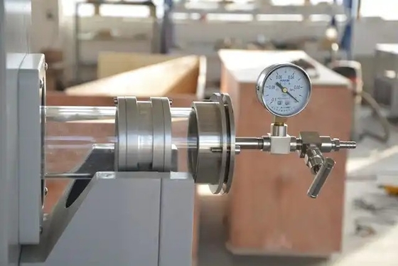 A fornalha de tubo giratória em 1400℃ é usada para o teste metalúrgico do carbono ativado