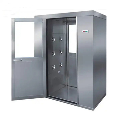 Chuveiro de ar automático da sala de limpeza do sopro, casa de banho com chuveiro do ar com a porta de balanço do bloqueio
