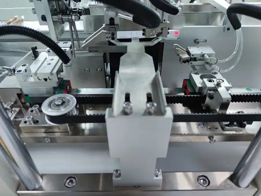 Velocidade máxima 170 da máquina descartável automática da máscara/minuto