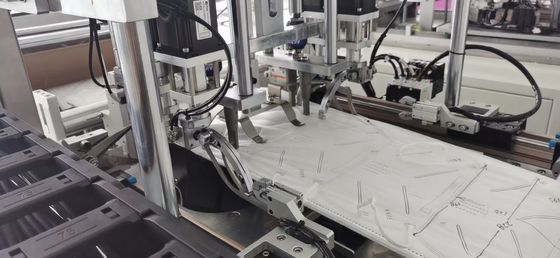 Máscara protetora não tecida descartável que faz PCes da máquina 20 - 50/minuto