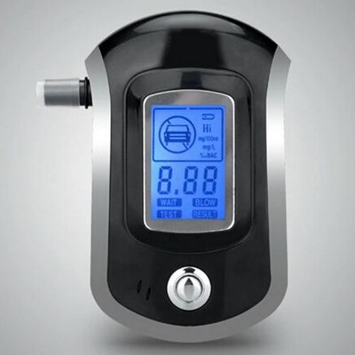 O LCD indica o verificador rápido do álcool da respiração da análise com adaptador bucal